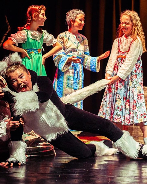 Theatre 12